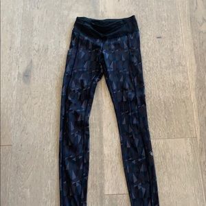 Lululemon size 2 workout leggings